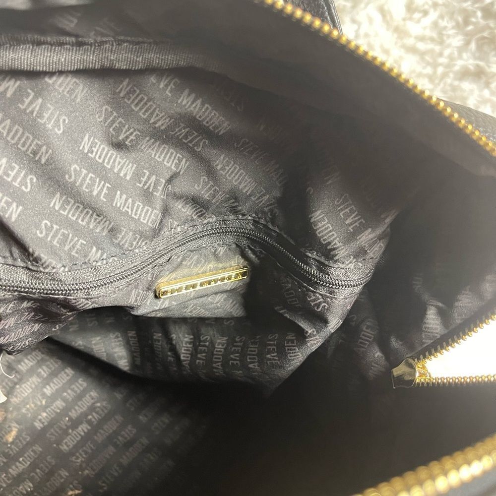 Steve Madden Black synthetic embossed small backpack gold tone hardwares. - Picture 13 of 16
